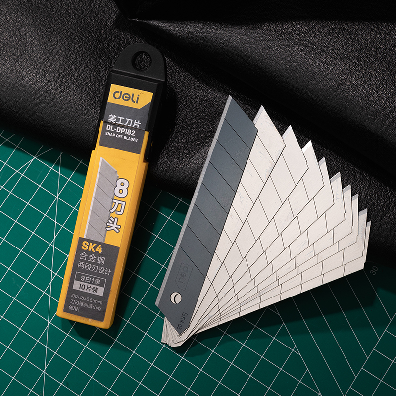 Knife blades set 9 mm