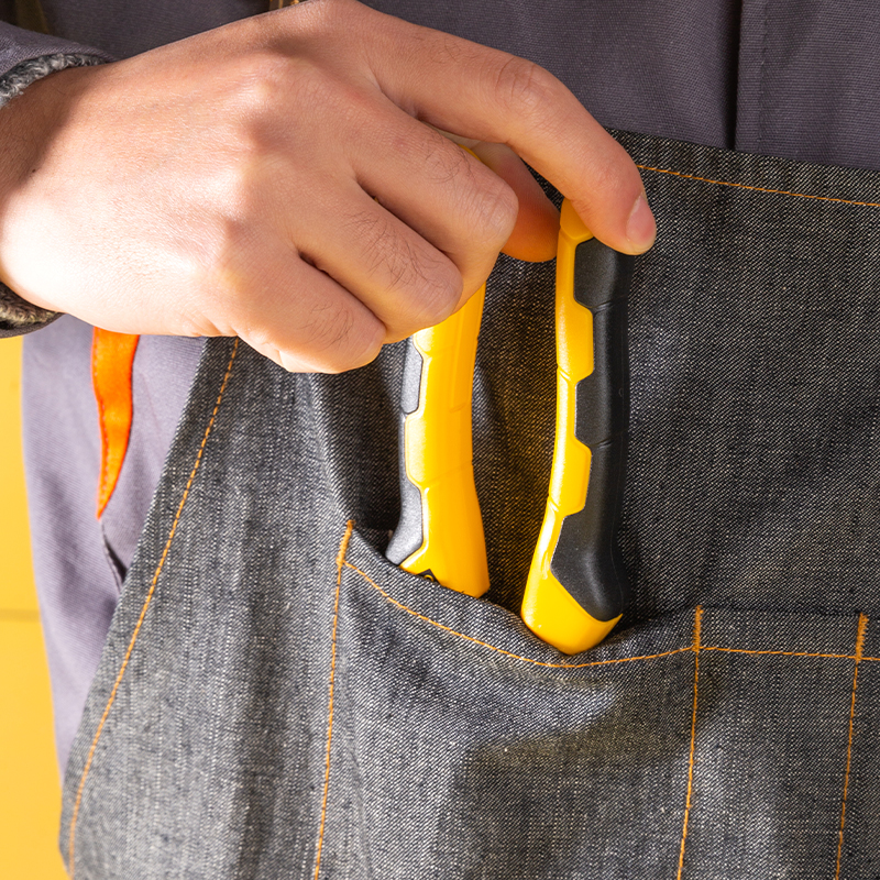 Երկարաշուրթ տափակաբերան աքցան  220մմ